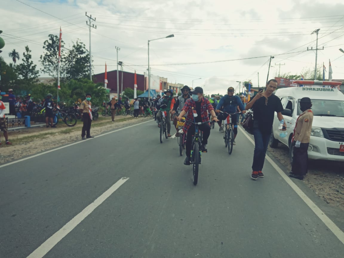 FINE BIKE/BEGERETE SUKE SUKE GOWES TEBAS NUSANTARA